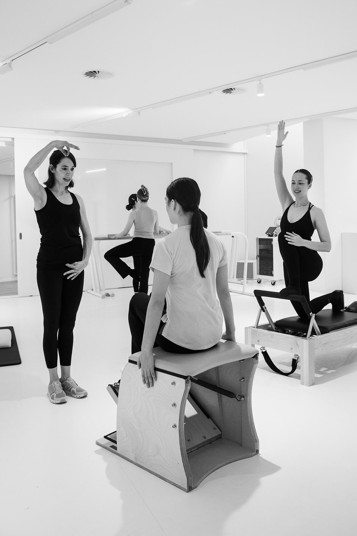 impression_dancers_01