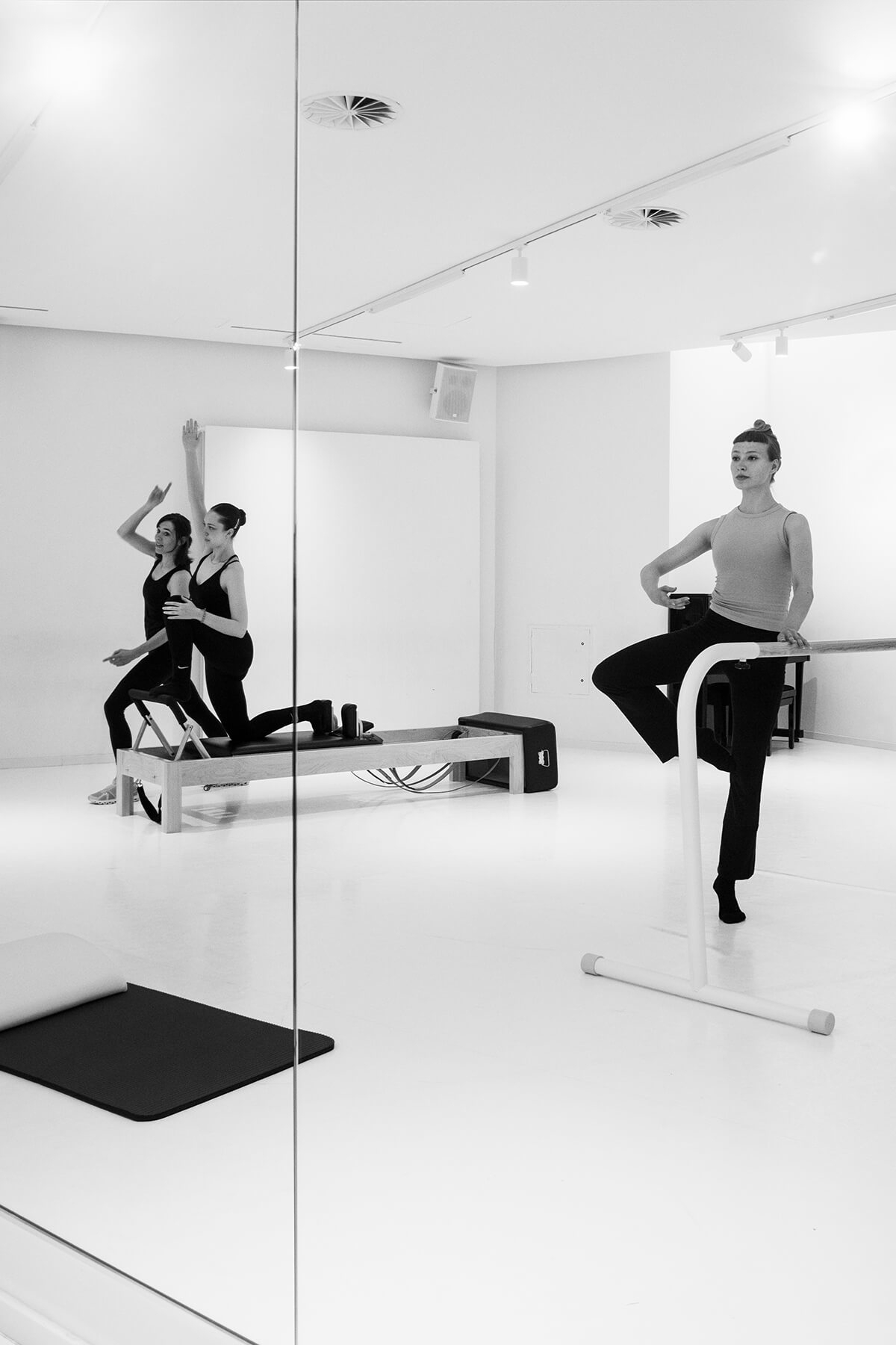impression_dancers_02